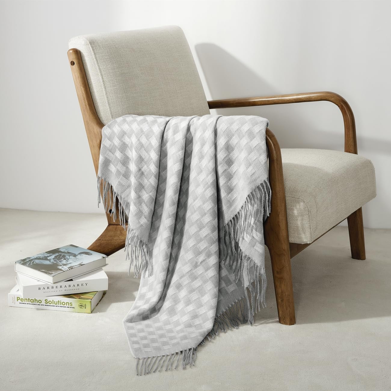 CREVENT Wave Line Throw Blanket for Couch Sofa Chair Bed Home Decoration, Super Soft Warm for All Season, 50''X60'', Grey
