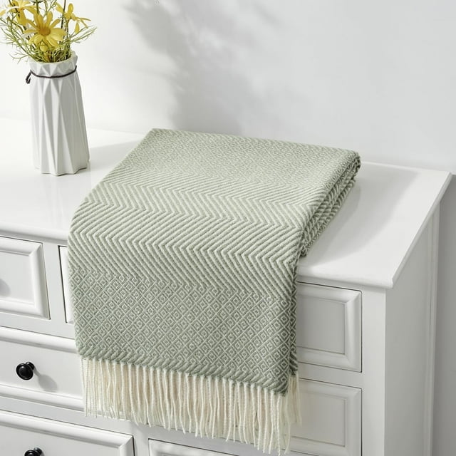 CREVENT Wave Throw Blanket for Couch Sofa Chair Bed Home Decoration, Super Soft Warm for All Season, 50''X60'', Green